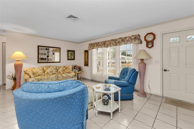 546 CIRCLEWOOD DRIVE P3-4, Venice, FL 34293