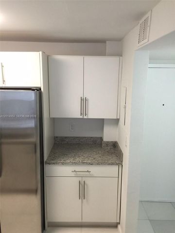 9143 SW 77 AV B107, Miami, FL 33156