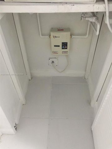 9143 SW 77 AV B107, Miami, FL 33156