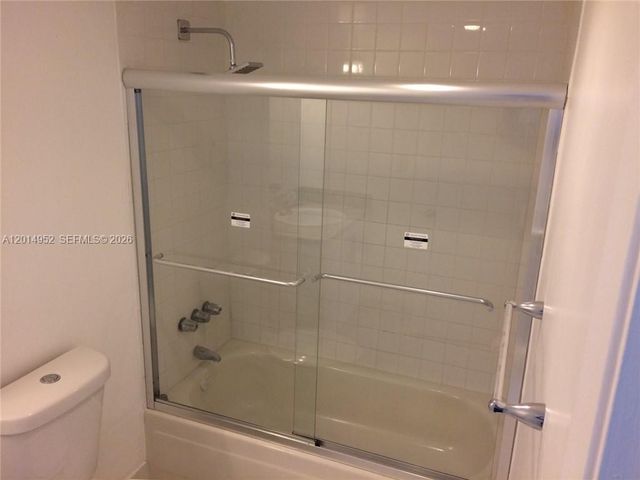 9143 SW 77 AV B107, Miami, FL 33156