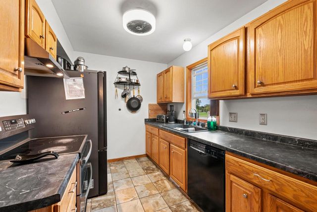 1215 Elm STREET, Hartford, WI 53027