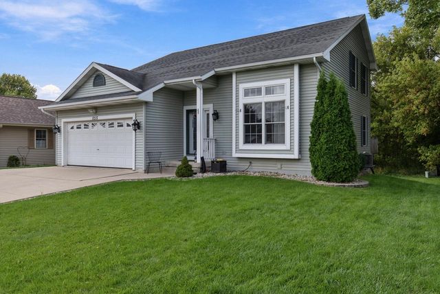 1215 Elm STREET, Hartford, WI 53027