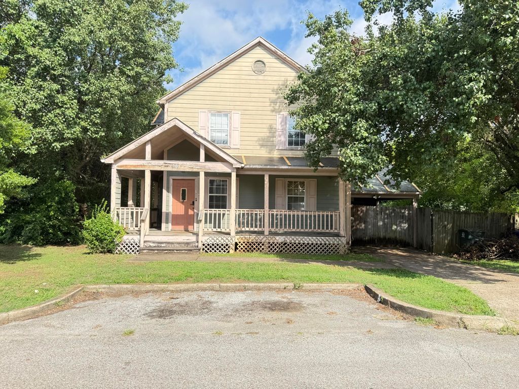 403 N Hickory Street, Chattanooga, TN 37404
