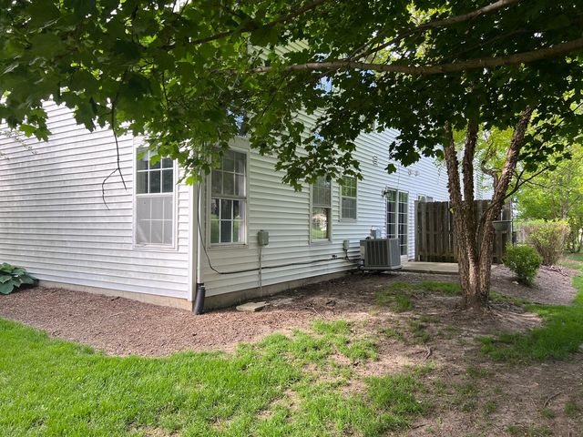 460 Lancaster Drive, Pingree Grove, IL 60140