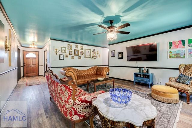 387 Sandhurst Drive, Richmond Hill, GA 31324