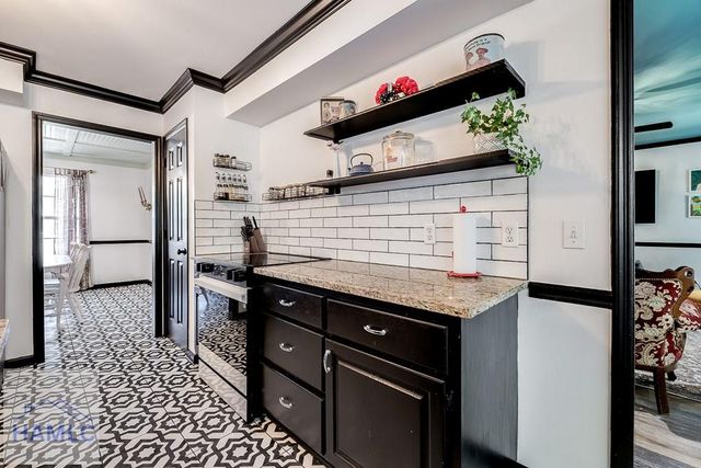 387 Sandhurst Drive, Richmond Hill, GA 31324