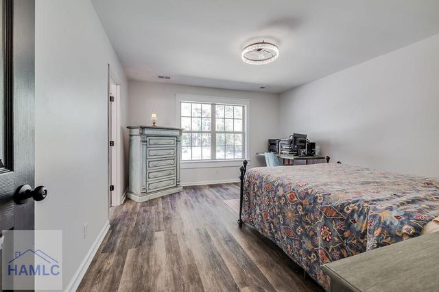 387 Sandhurst Drive, Richmond Hill, GA 31324