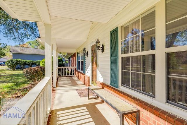 387 Sandhurst Drive, Richmond Hill, GA 31324