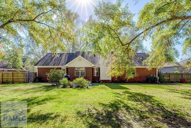 387 Sandhurst Drive, Richmond Hill, GA 31324