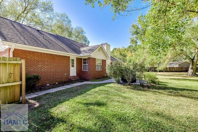 387 Sandhurst Drive, Richmond Hill, GA 31324