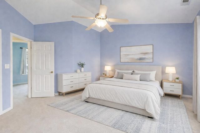 2427 Daybreak Court, Elgin, IL 60123