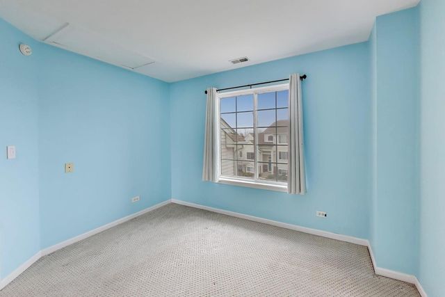 2427 Daybreak Court, Elgin, IL 60123