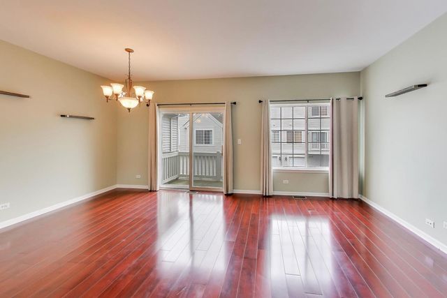 2427 Daybreak Court, Elgin, IL 60123