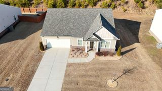 305 Pescara Court NW, Cartersville, GA 30120