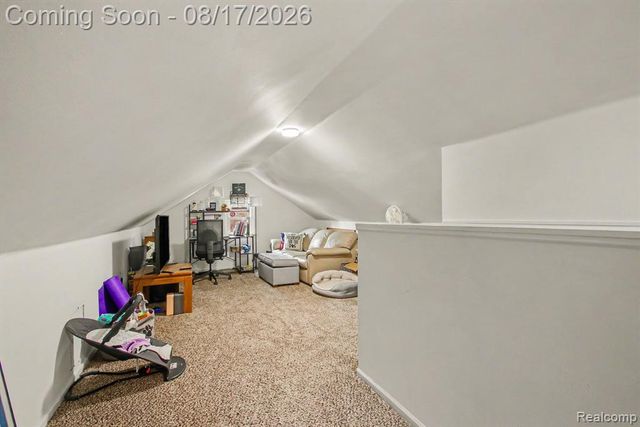26686 Southwestern Highway, Redford, MI 48239