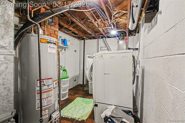 26686 Southwestern Highway, Redford, MI 48239