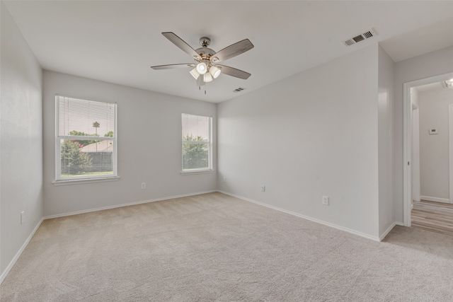202 Oxford Loop, Princeton, TX 75407