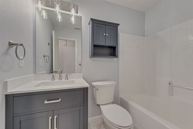 202 Oxford Loop, Princeton, TX 75407