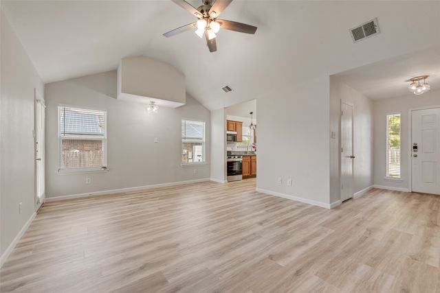 202 Oxford Loop, Princeton, TX 75407