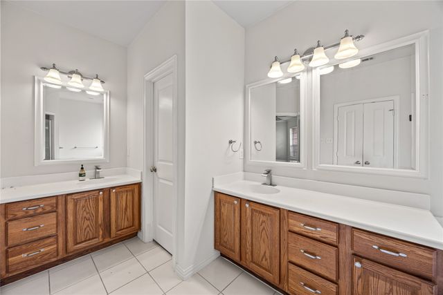 4816 Club View Circle, Mesquite, TX 75150