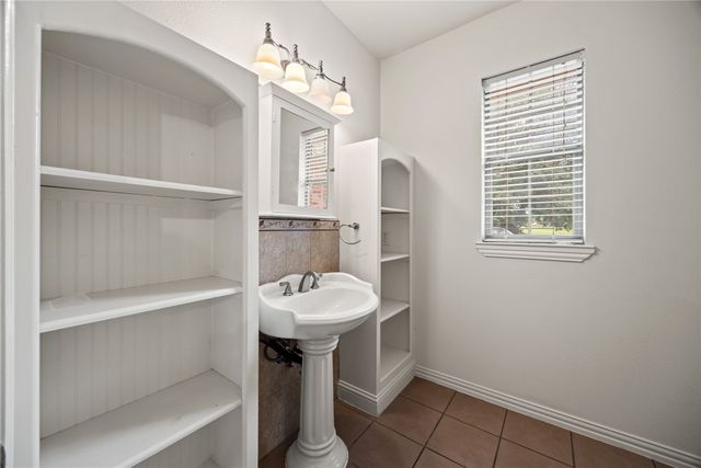 4816 Club View Circle, Mesquite, TX 75150