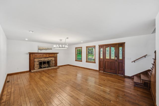 55 Bell Ln, Paris, TN 38242