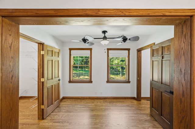 55 Bell Ln, Paris, TN 38242