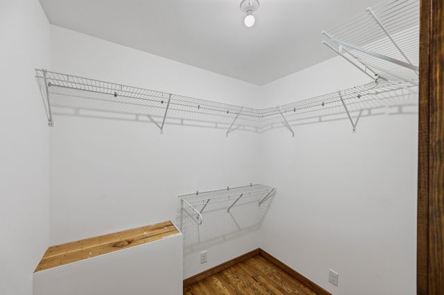 55 Bell Ln, Paris, TN 38242