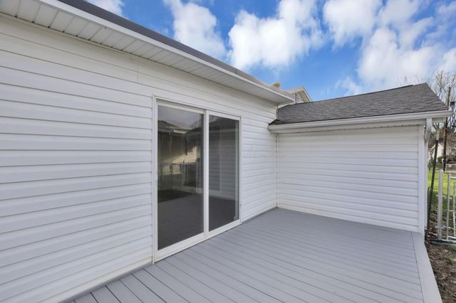 14 Wesley Avenue, Heath, OH 43056
