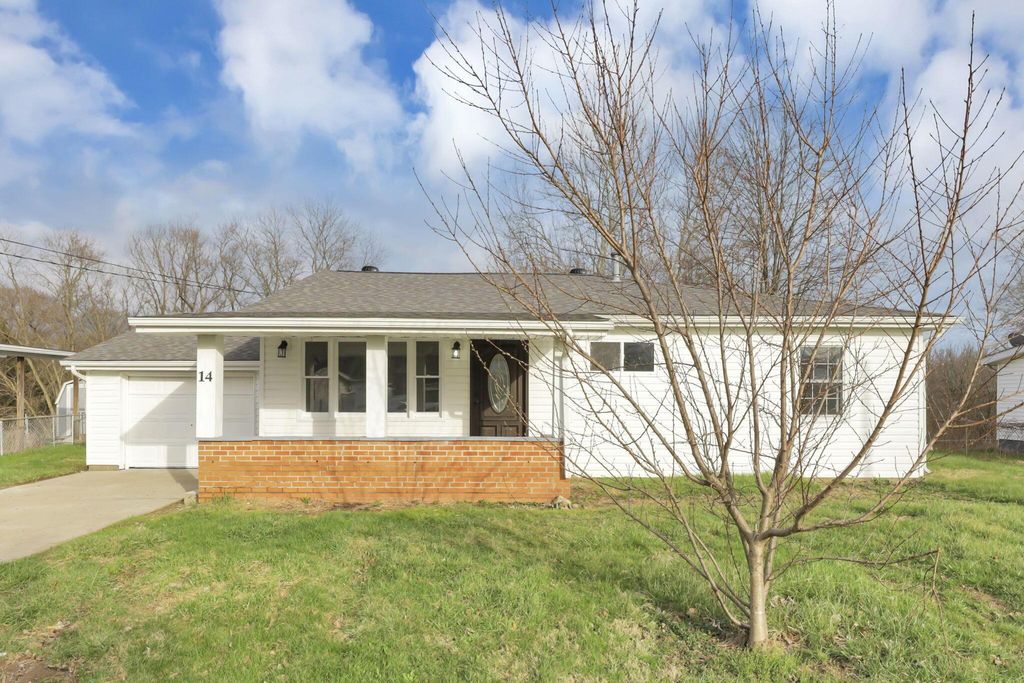 14 Wesley Avenue, Heath, OH 43056