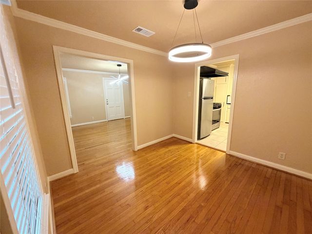 6520 Weslayan Street, Houston, TX 77005