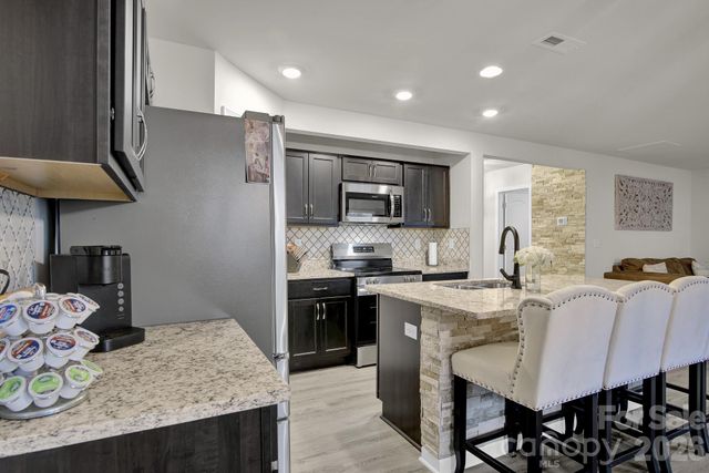 865 Old Linwood Road, Lexington, NC 27292