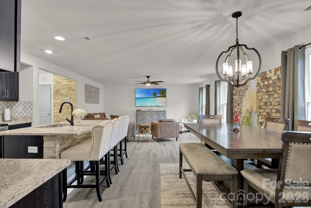 865 Old Linwood Road, Lexington, NC 27292