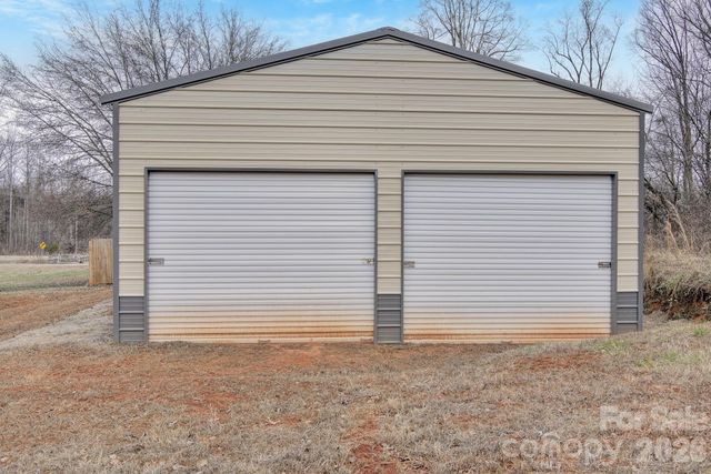 865 Old Linwood Road, Lexington, NC 27292