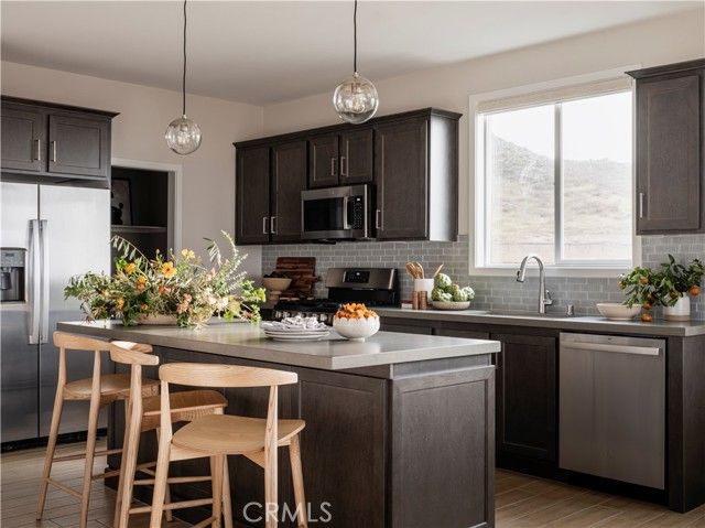 31672 Settlers Road, Winchester, CA 92596