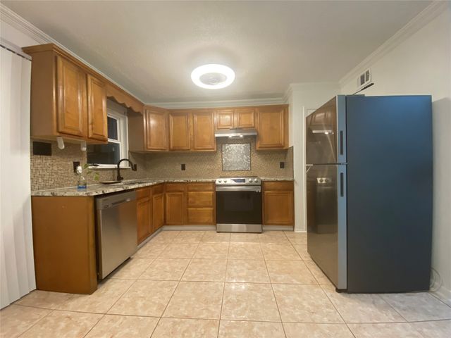 3420 Hidalgo Drive 301, Dallas, TX 75220