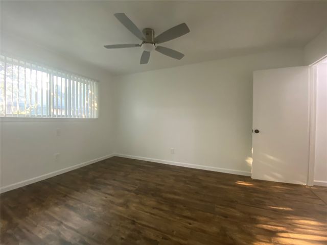 3420 Hidalgo Drive 301, Dallas, TX 75220