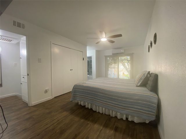 3420 Hidalgo Drive 301, Dallas, TX 75220