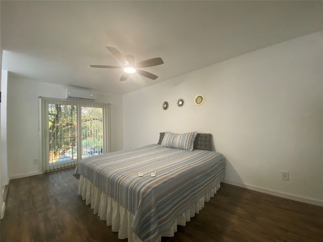 3420 Hidalgo Drive 301, Dallas, TX 75220