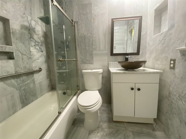 3420 Hidalgo Drive 301, Dallas, TX 75220