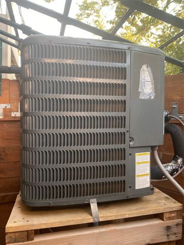 3420 Hidalgo Drive 301, Dallas, TX 75220