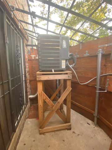 3420 Hidalgo Drive 301, Dallas, TX 75220