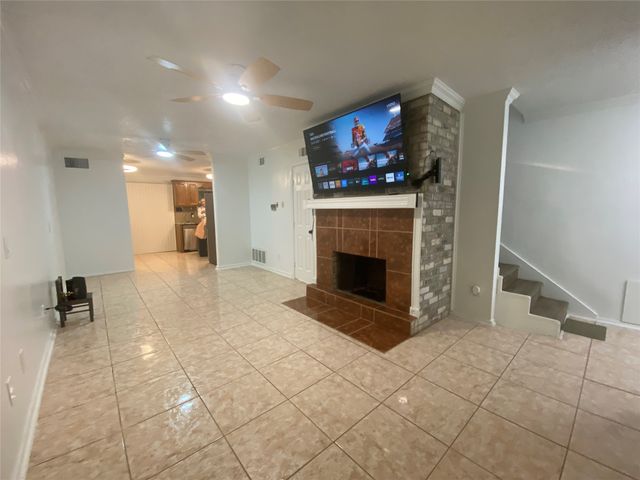 3420 Hidalgo Drive 301, Dallas, TX 75220
