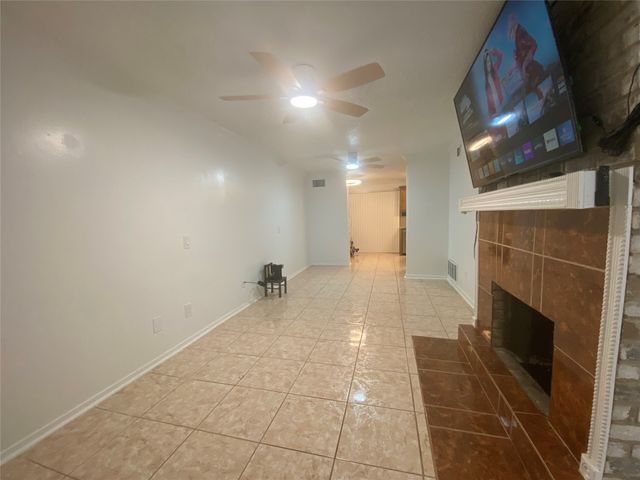 3420 Hidalgo Drive 301, Dallas, TX 75220
