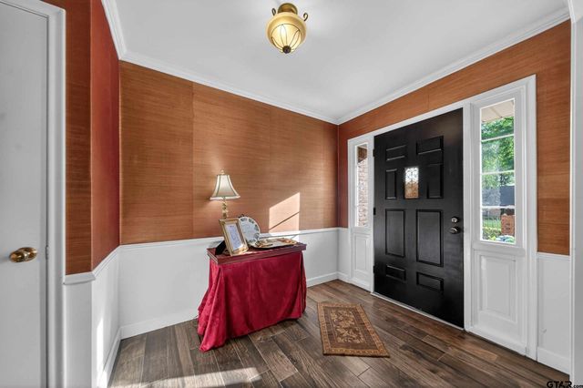 4411 Richmond Rd, Tyler, TX 75703