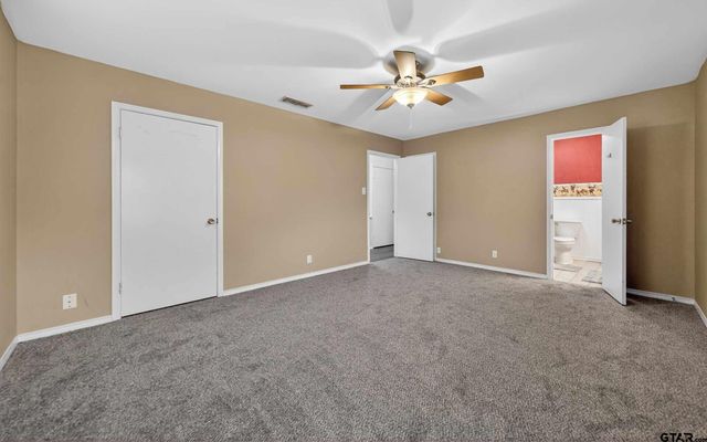 4411 Richmond Rd, Tyler, TX 75703