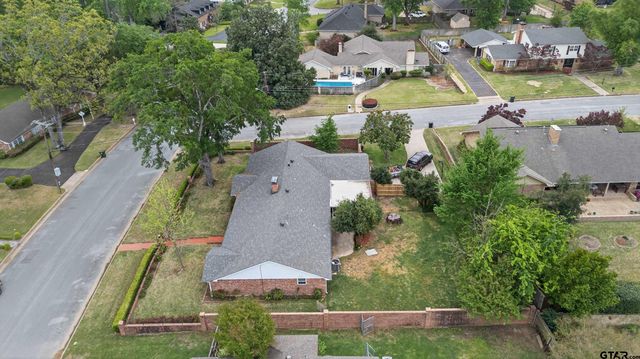 4411 Richmond Rd, Tyler, TX 75703