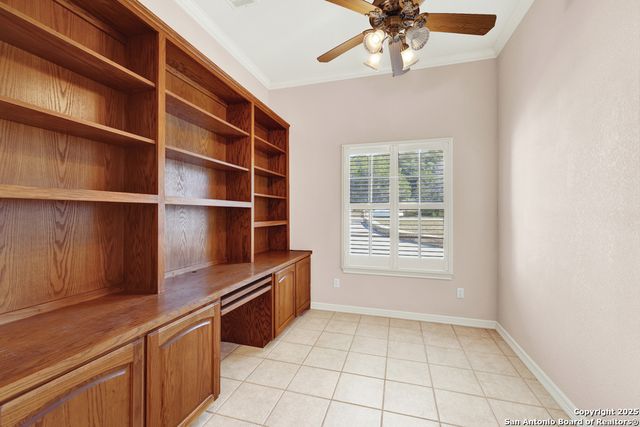 1925 Glenn, Canyon Lake, TX 78133