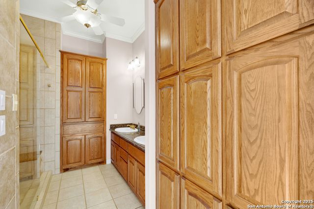 1925 Glenn, Canyon Lake, TX 78133