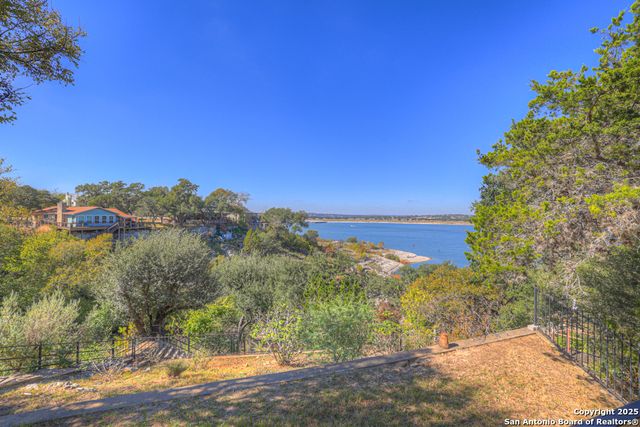 1925 Glenn, Canyon Lake, TX 78133